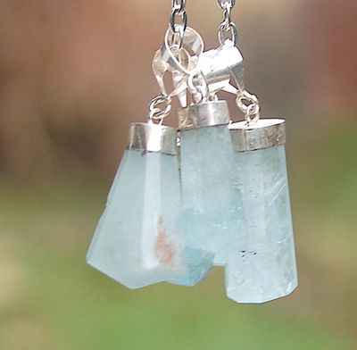 One Aquamarine Crystal Pendant Box &amp; Chain Cleansing - Release Traumas &amp; Karma
