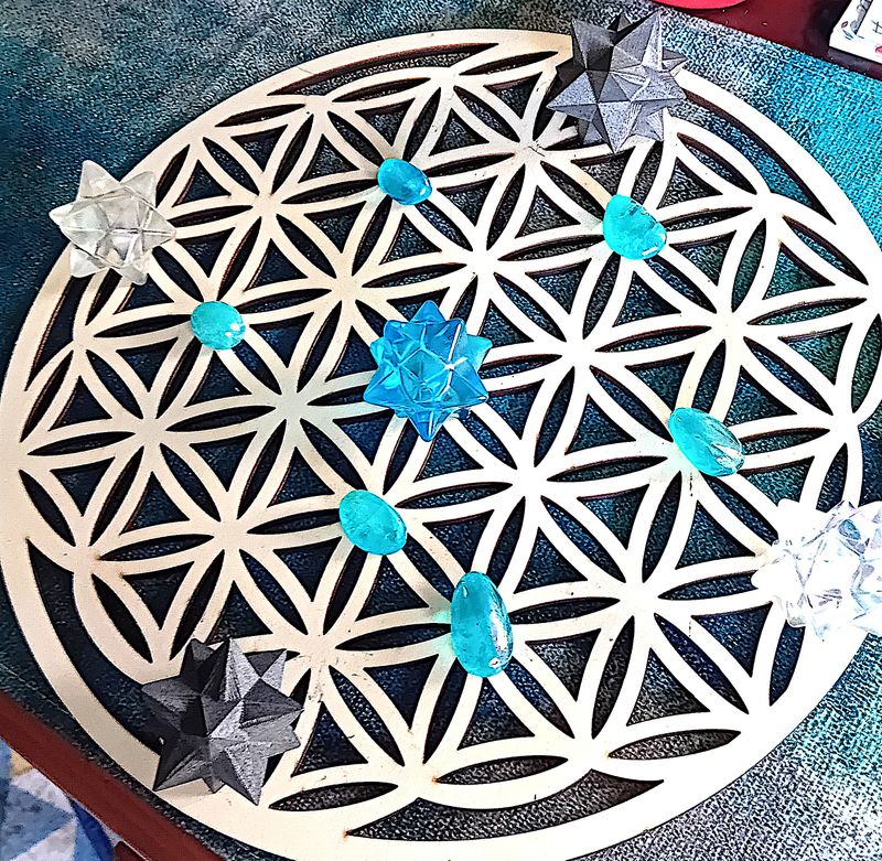 Flower of Life Crystal Ascension Grid Merkabah Shungite Aqua & Angel Aura Reiki Flower of Life Crystal Ascension Grid Merkabah Shungite Aqua & Angel Aura Reiki