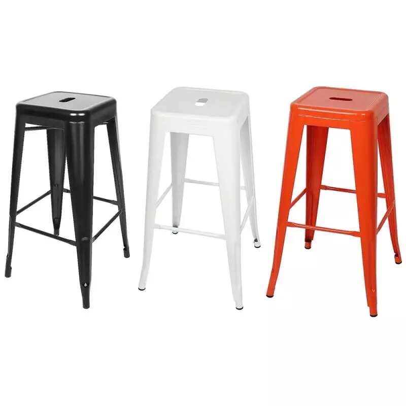 Des tabourets