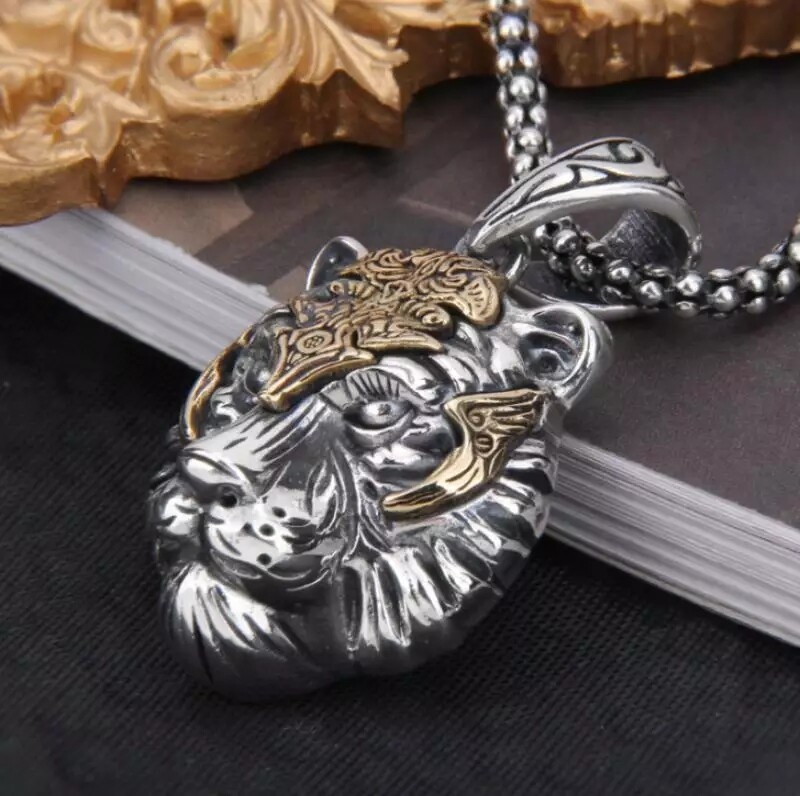 Slickjewelz Tiger Silver Necklace