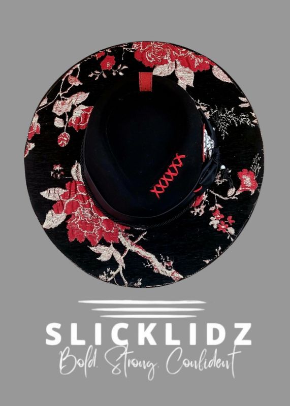 Slicklidz Custom Black &amp; Red Lion fedora
