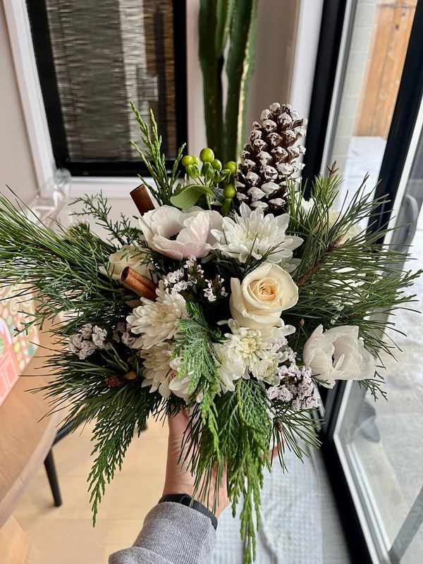 Winter Wonderland Flower Arrangement
