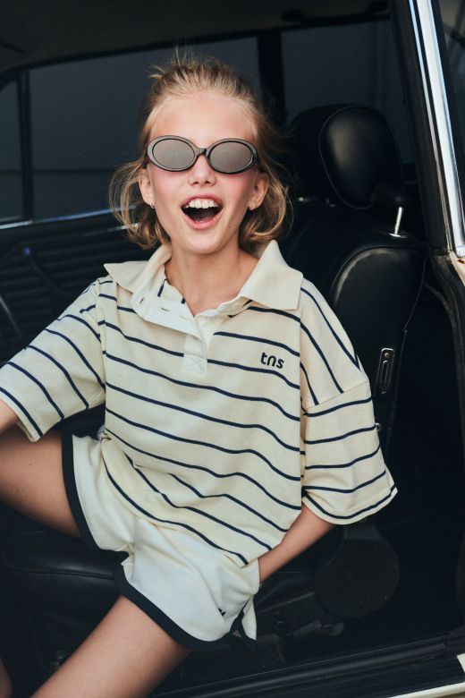 The New Society Acacia polo streep