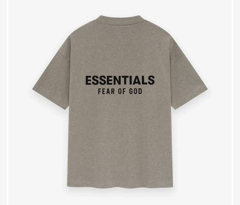 Shirt Essentials zand