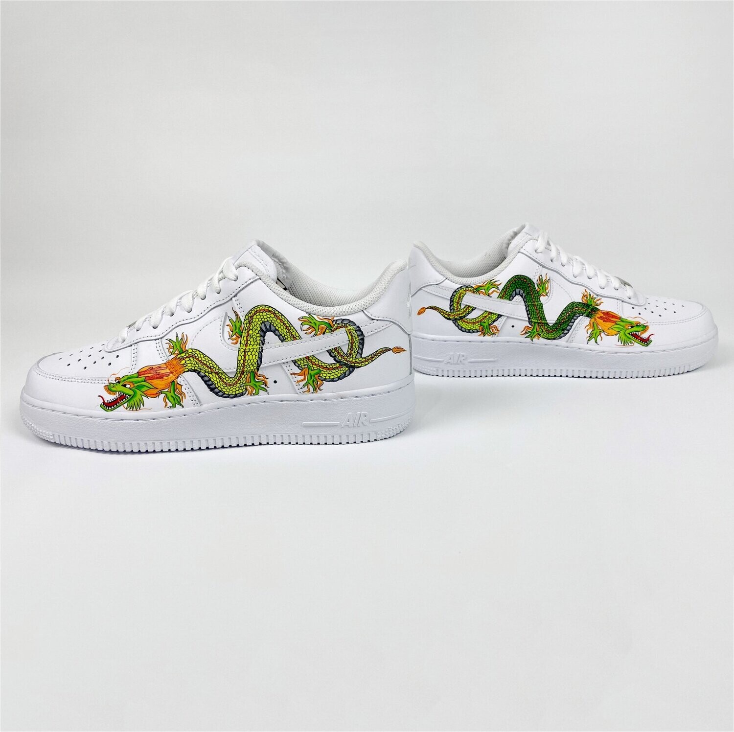 Thermochromic Colour Changing Dragon- Green to lime yellow