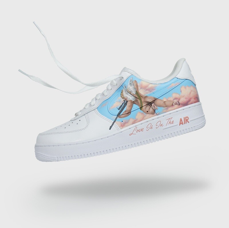 Love Is In The 'Air' Force 1