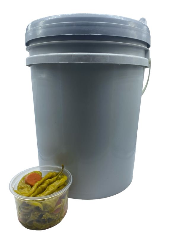 Chiles güeros en vinagre cubeta 10 Kg