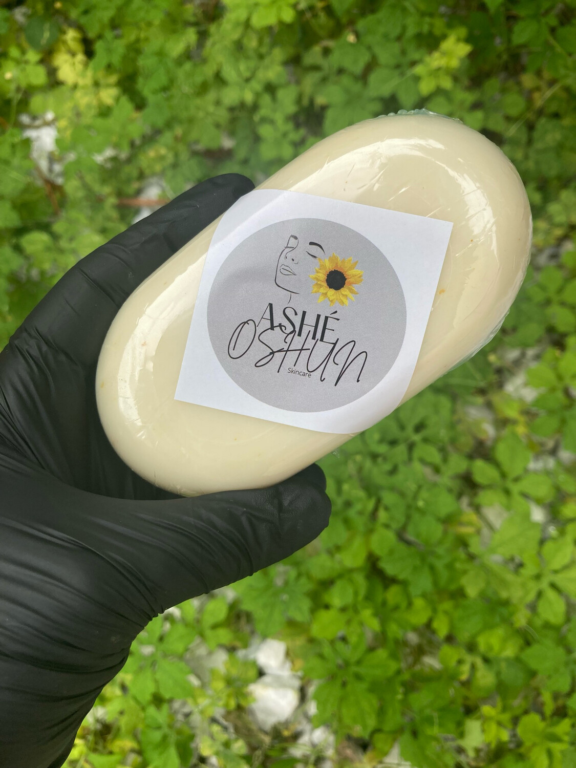 “Lemon & Oats Shampoo Bar”