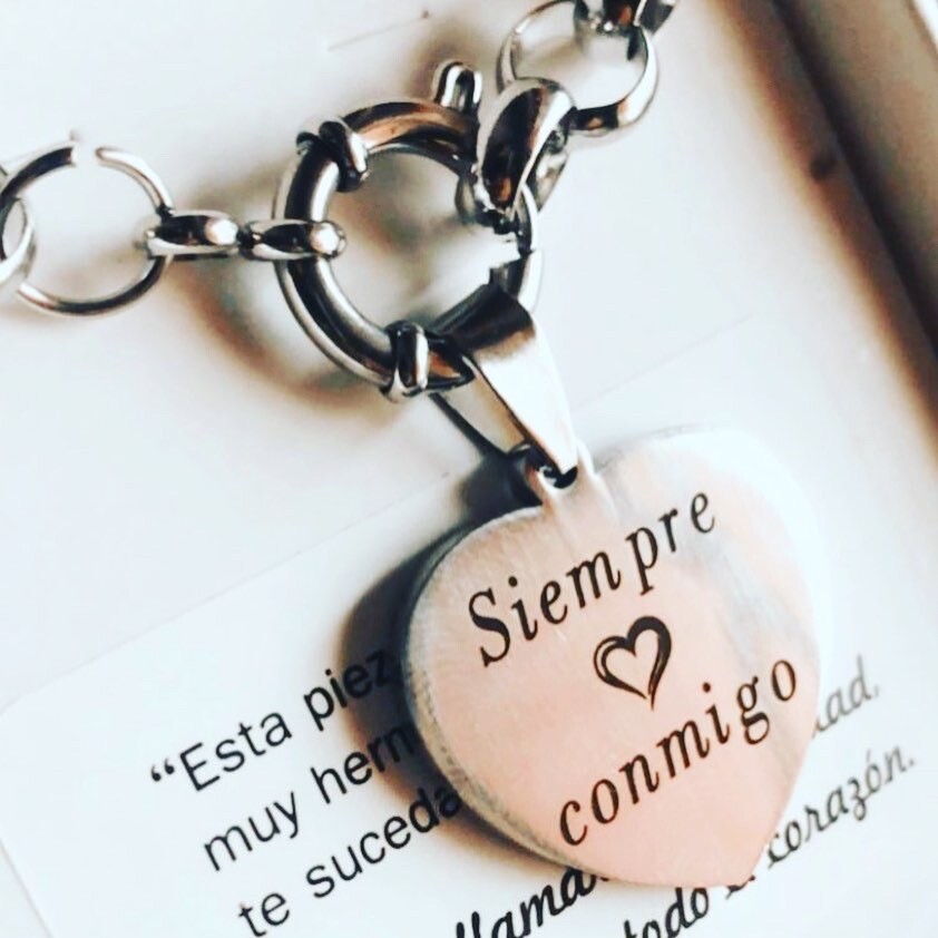 Pulsera rolo con dije e imagen