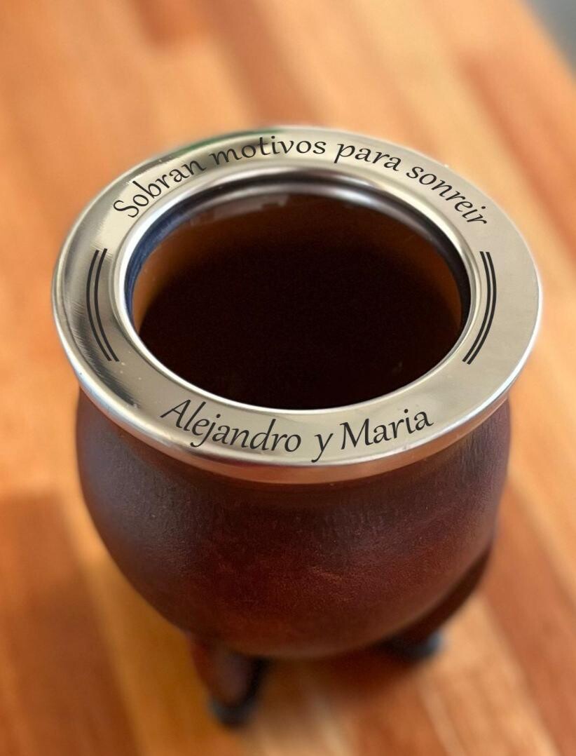 Mate grabado en cerámica