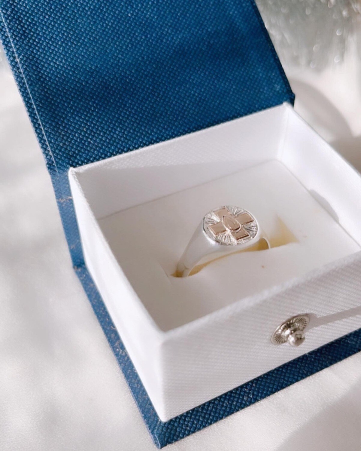 Anillo mesa símbolo / profesional