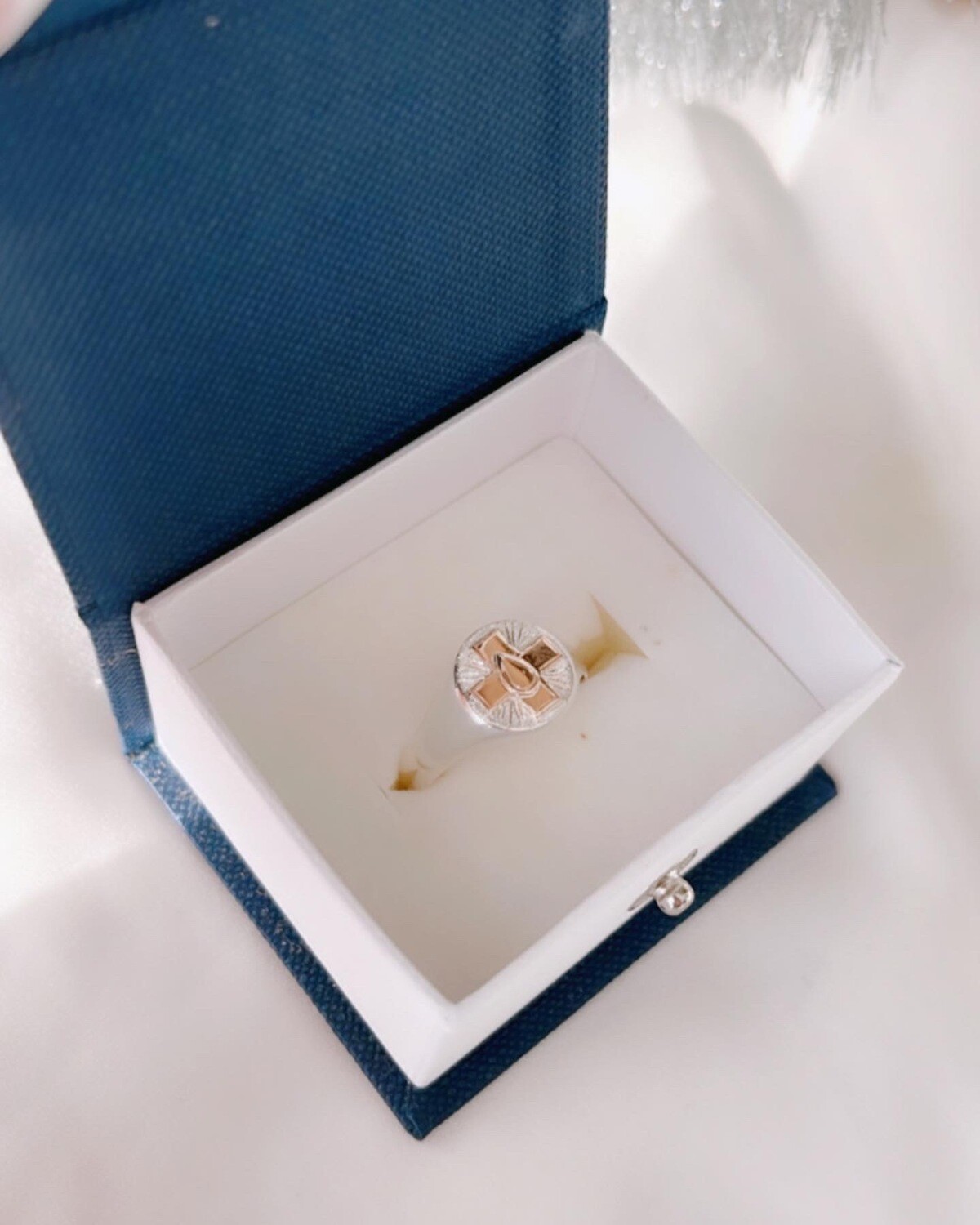 Anillo mesa símbolo / profesional