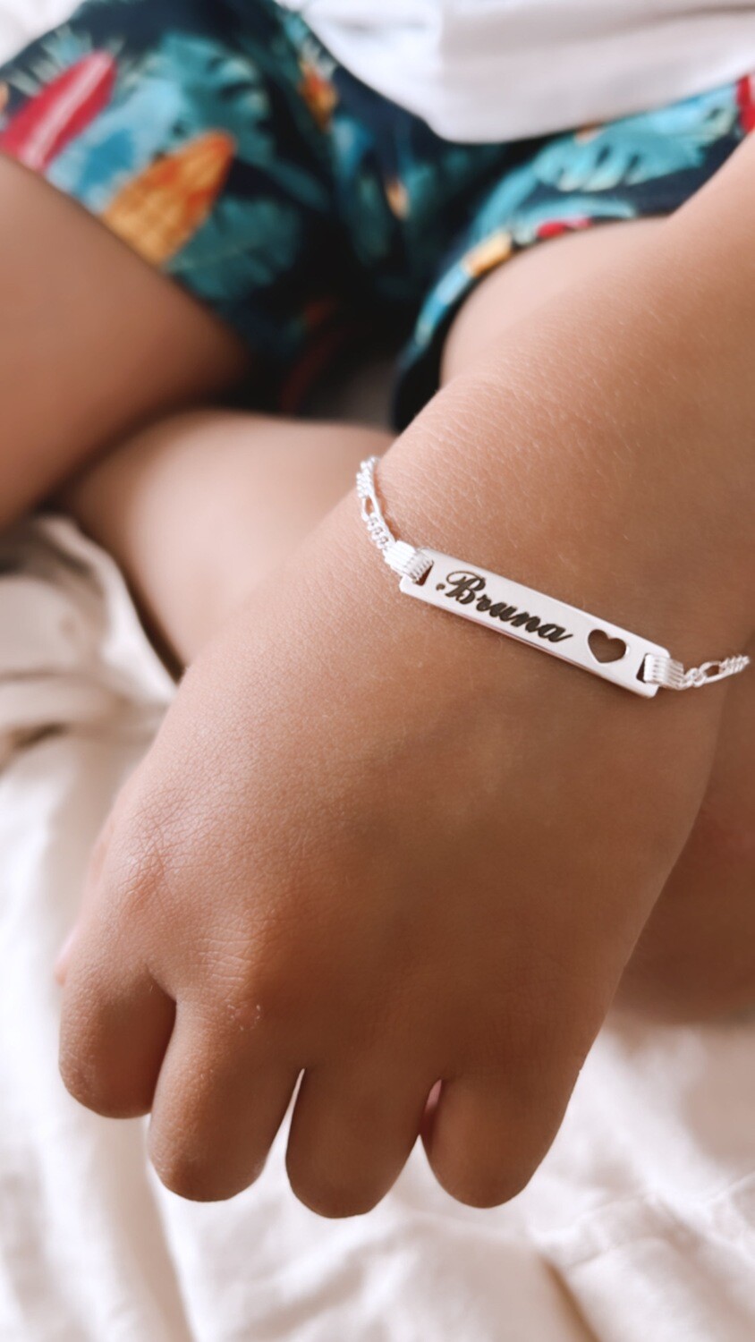 Pulsera corazón calado