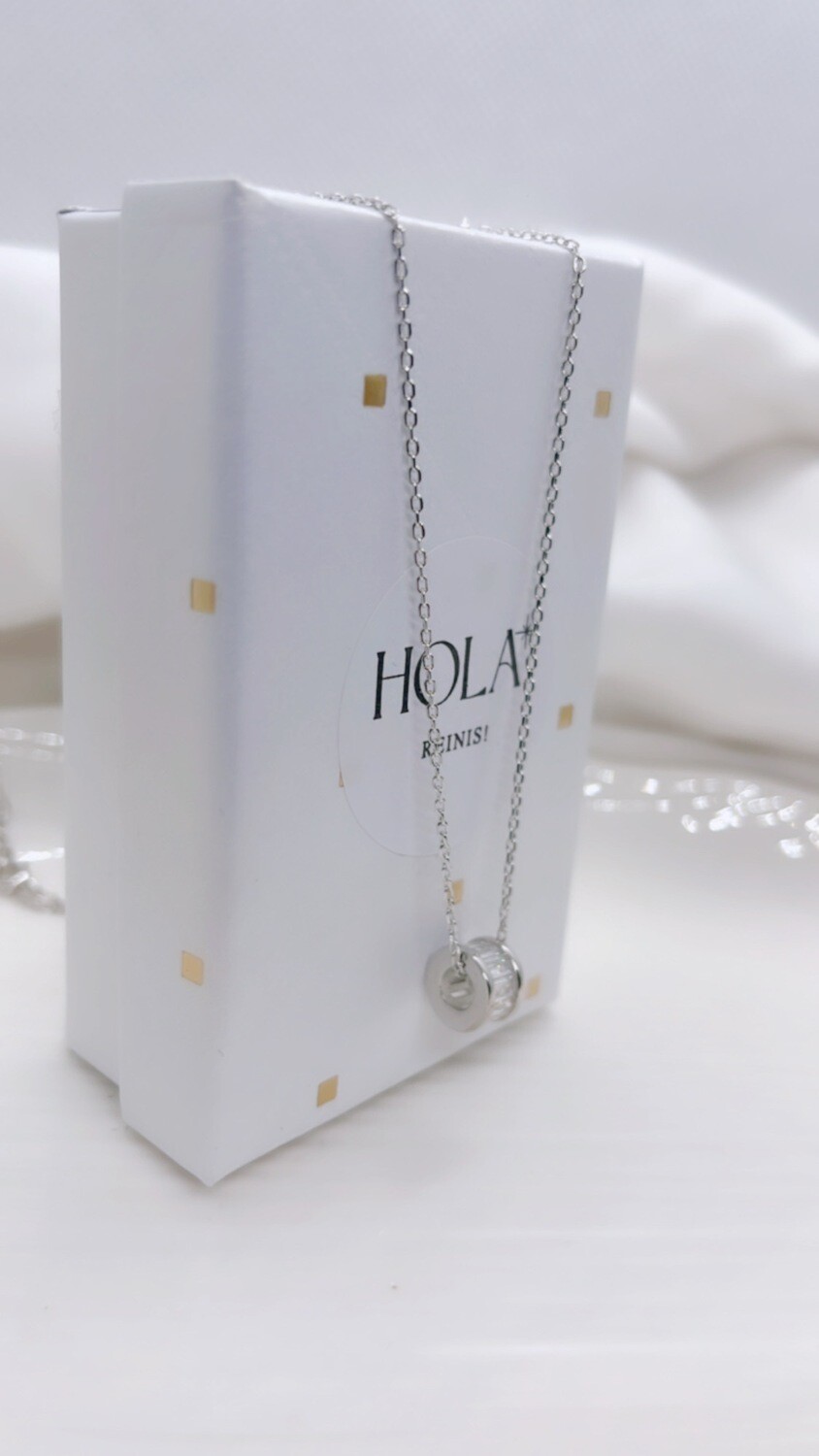 Collar con pasante y circornia