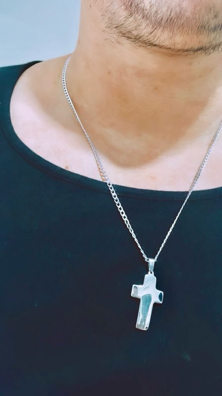 Crucifijo grabado