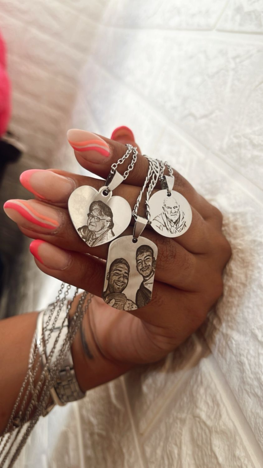Collar Imagen Simil dibujo