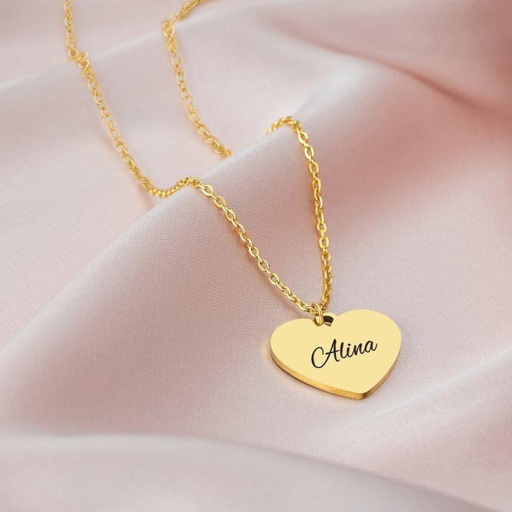 Collar corazón con nombre