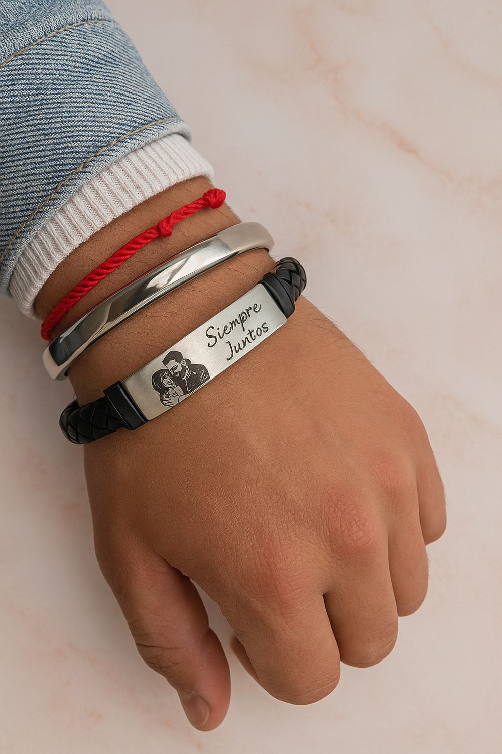 Pulsera cuerina