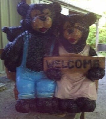 Ma & Pa Welcome Bear