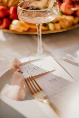 Delicate Place Cards with Ribbon