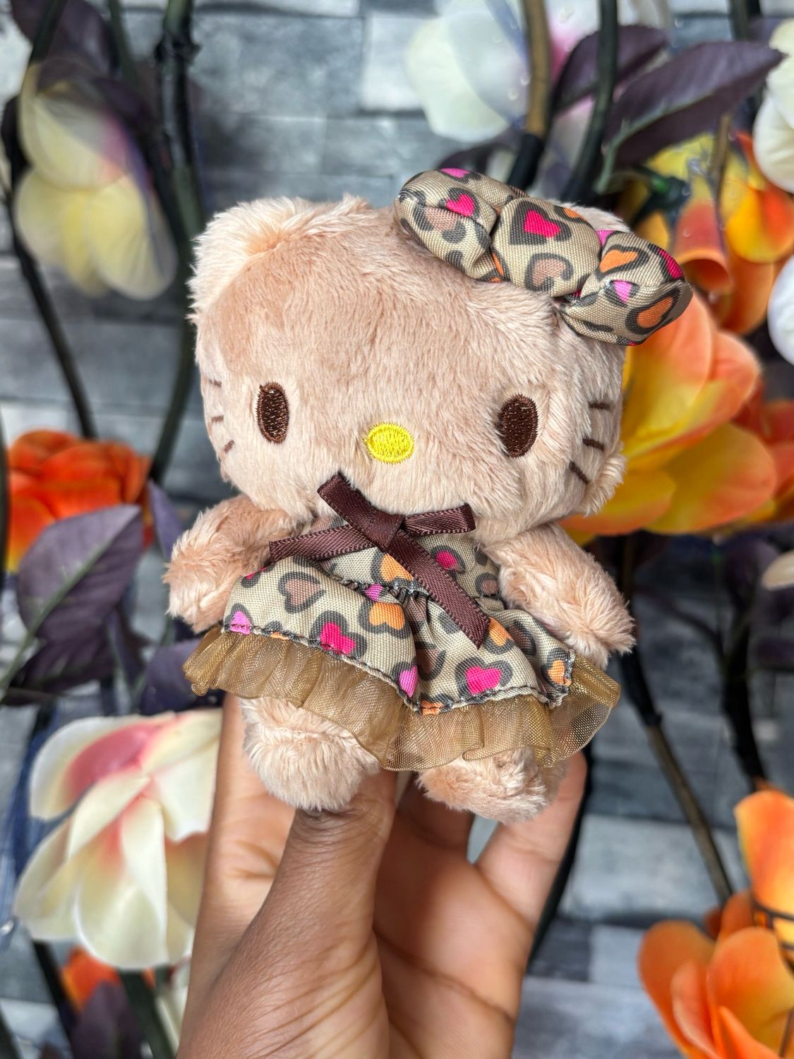 Hello Kitty leopard keychain