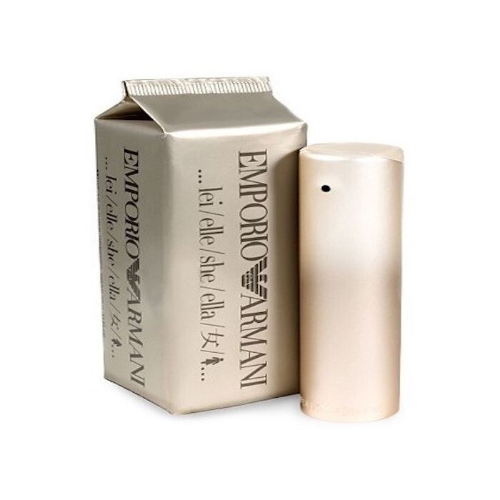 ARMANI
She
Eau de Parfum for her