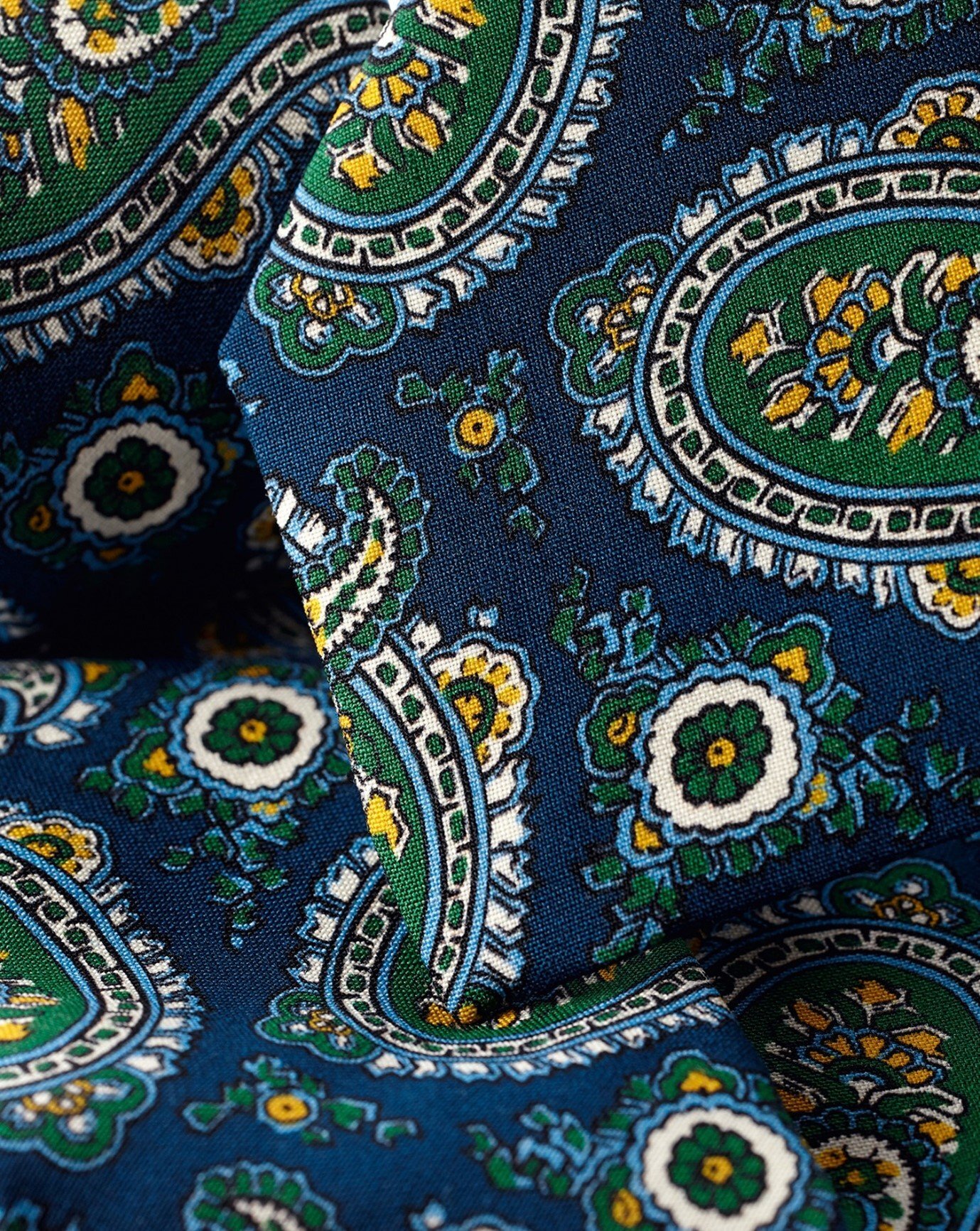 Wool Paisley Italian Luxury Tie - Navy