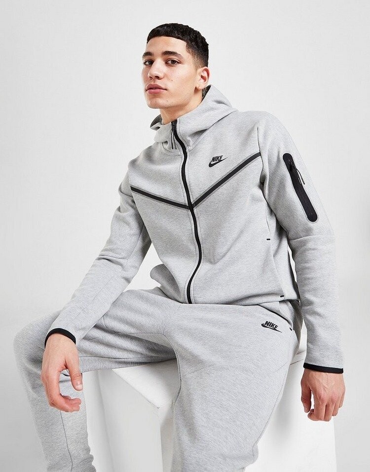 Nike Tech Fleece Full Zip Hoodie & Joggers