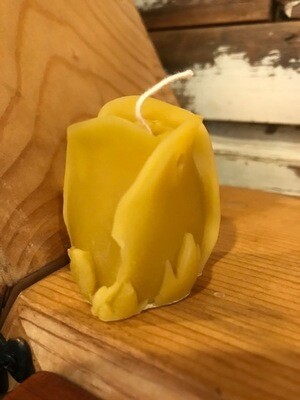 Tulip Beeswax Candle
