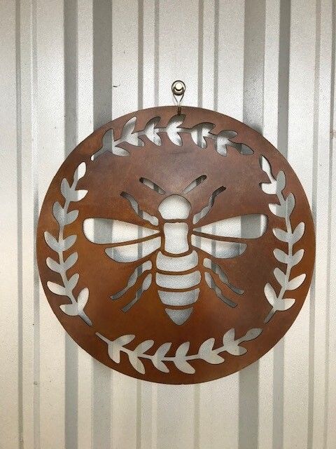 Cute Round Bee Metal Art