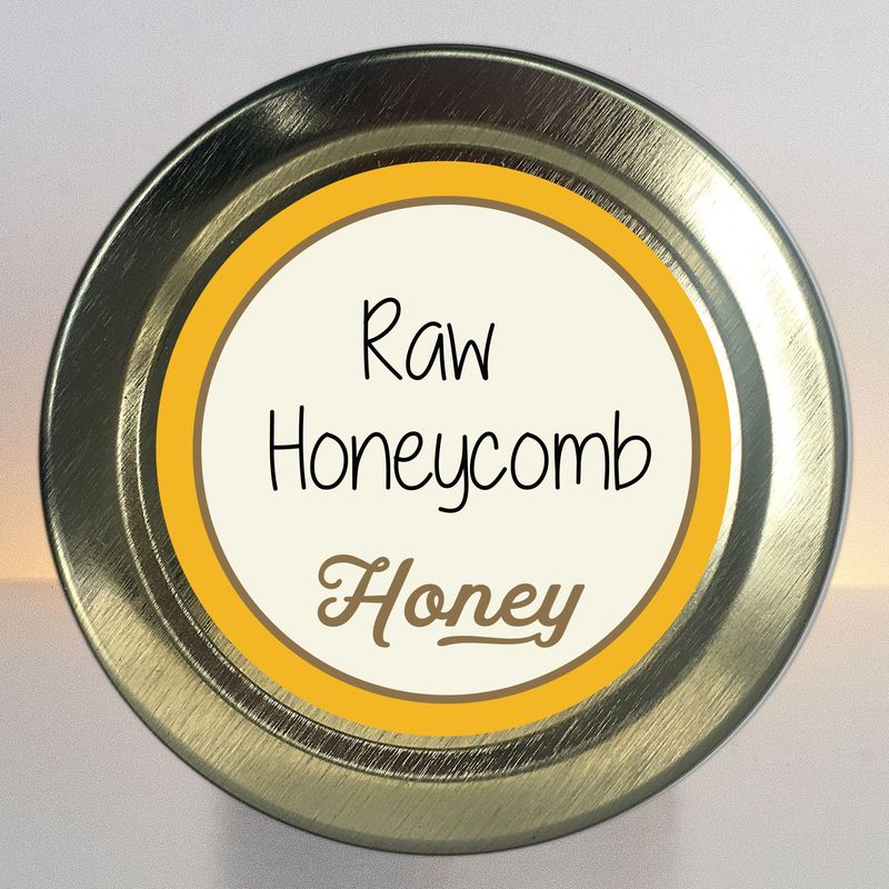 Amish Chunk Comb - 12oz Hex