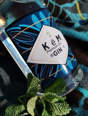 KëM Gin