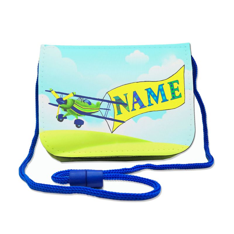 Flugzeug Brustbeutel Abenteuerlicher Brustbeutel mit Flugzeug-Motiv in den Wolken. Transparentes Fach für Busfahrkarten und Schnur mit Sicherheitsverschluss zum Umhängen.