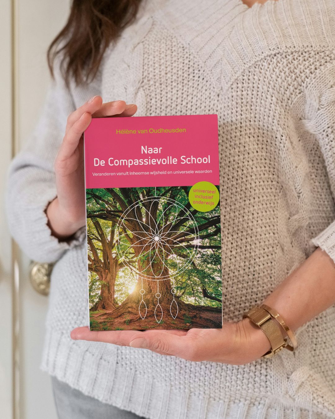 Boek Naar De Compassievolle School - paperback Boek Naar De Compassievolle School - paperback