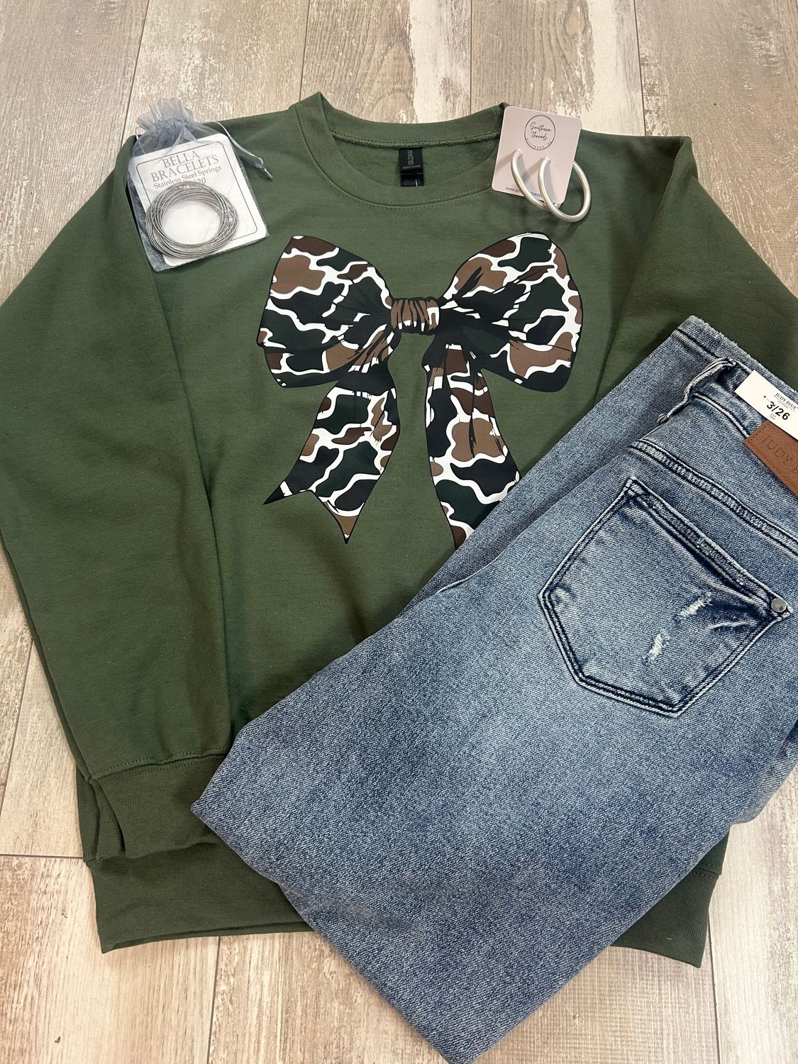 Camo Bow Military Green Unisex crewneck sweatshirt