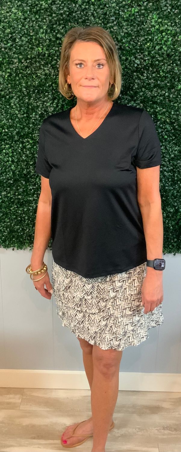 Lula-B Vneck Short sleeve top
