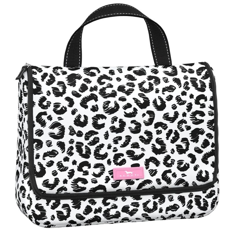 Scout Beauty Gordito Hanging Toiletry Bag