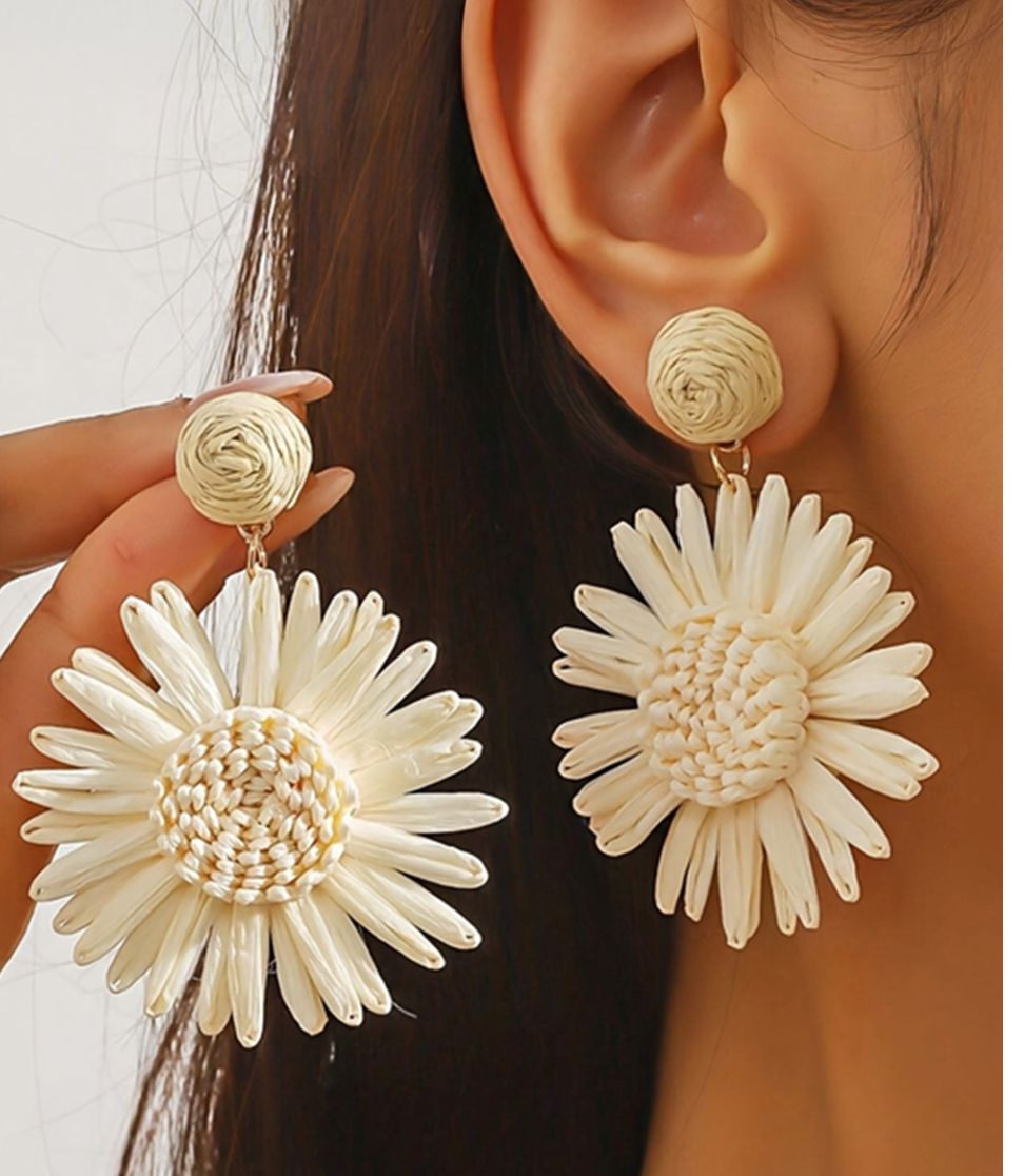 Boho Raffia Crochet Sunflower Dangle Earrings
