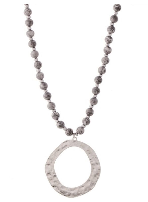 Semi-Precious Stone Beaded Necklace w/pendant