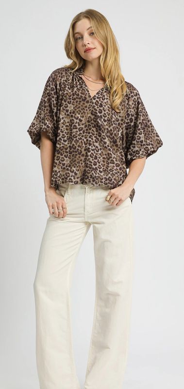 Umgee Bubble Sleeved Animal Print Blouse