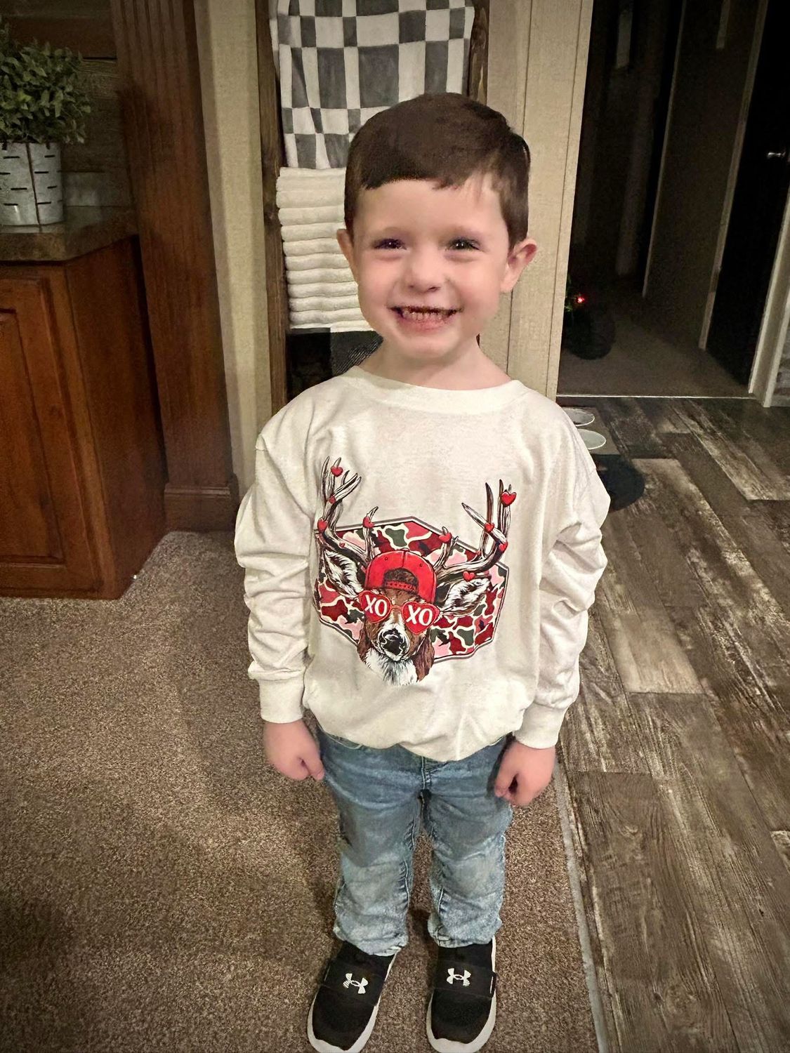 Valentine Buck Long Sleeve tee