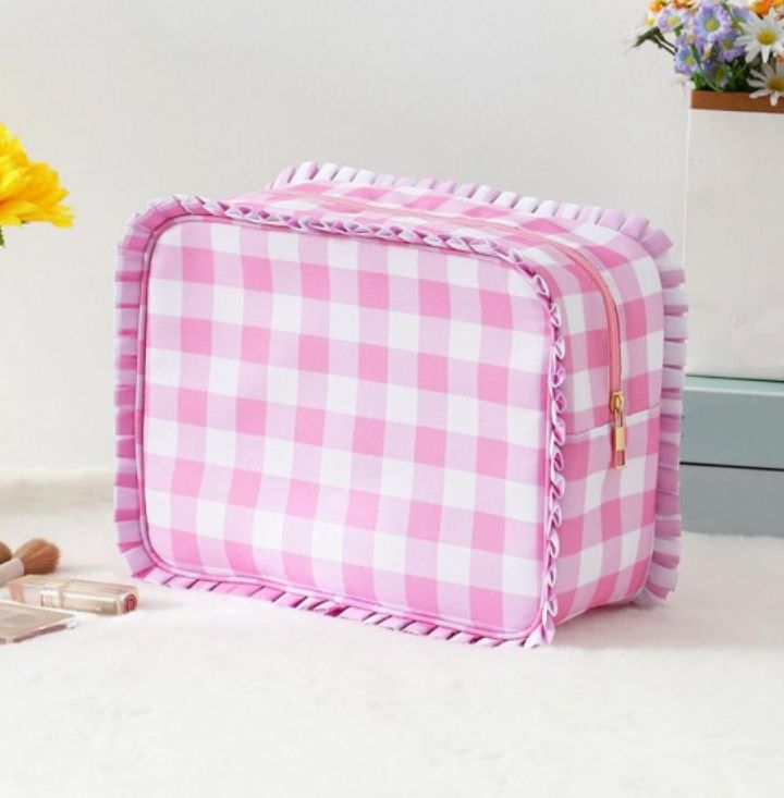 Gingham Nylon Pouch w/ruffle edges