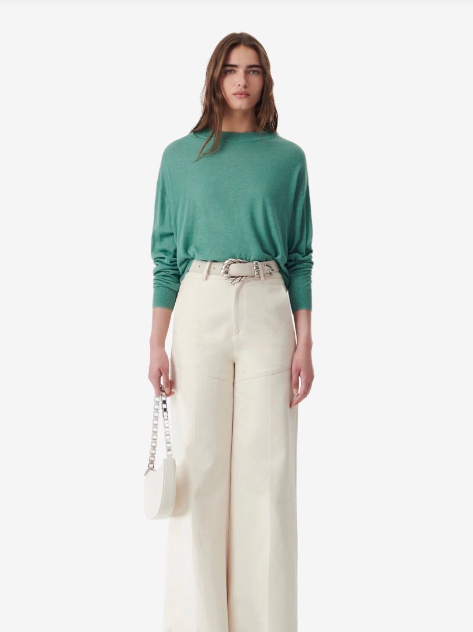 PULL LYA IRO