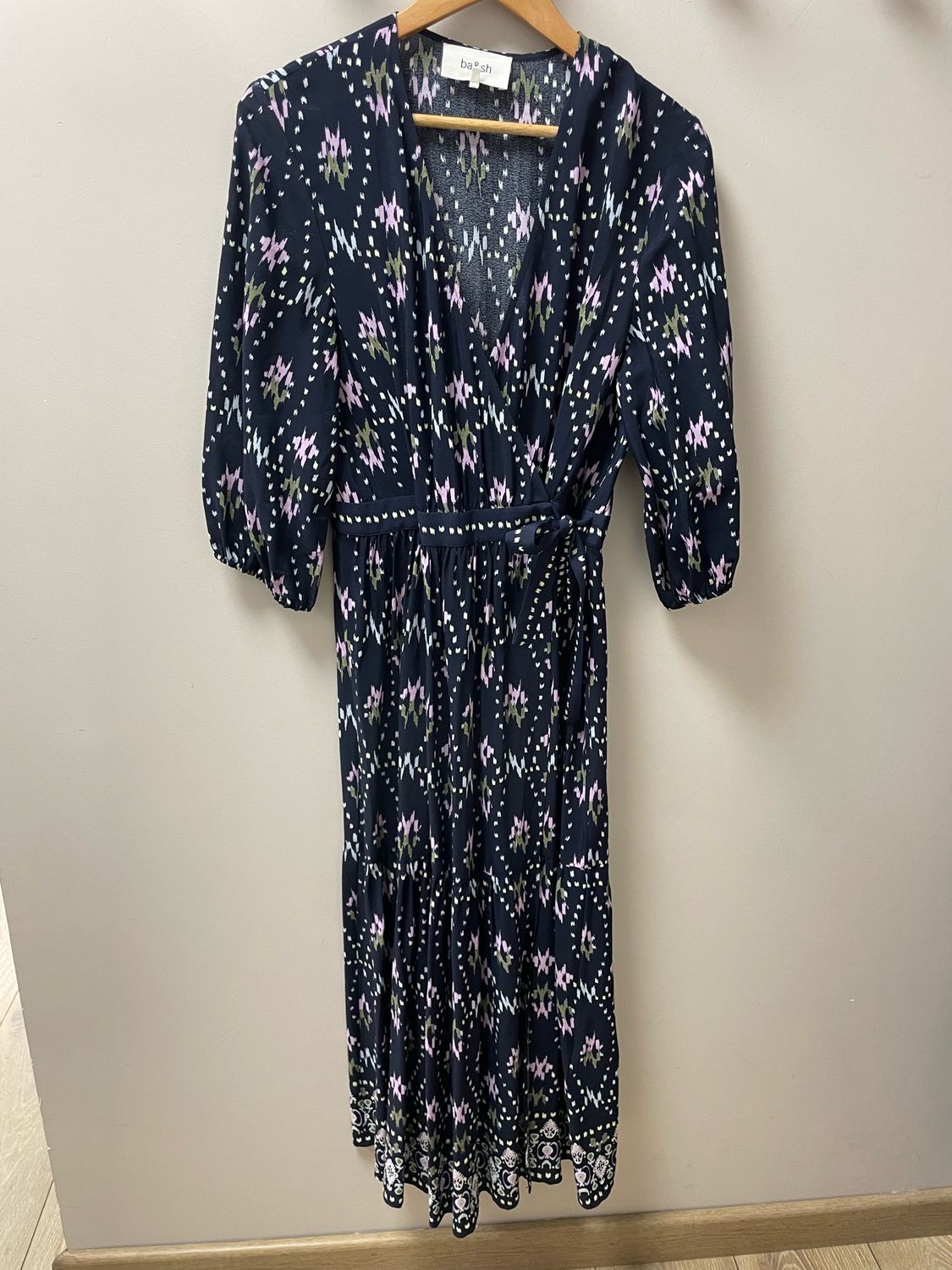 ROBE NERLA BASH