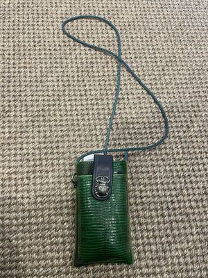 ÉTUI TÉLÉPHONE CLARIS VIROT 