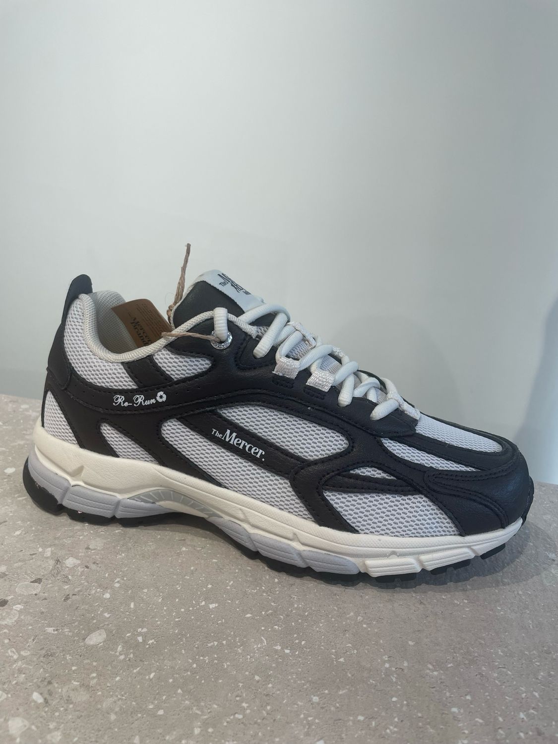 BASKETS THE RE -RUN MERCER 