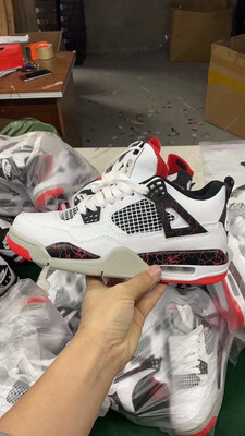 AIR JORDAN
