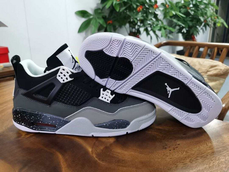AIR JORDAN