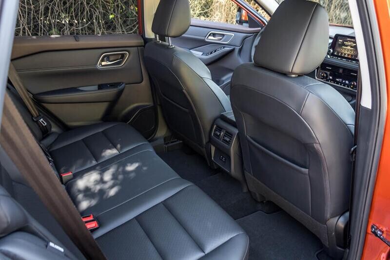 Nissan rogue 3rd row review