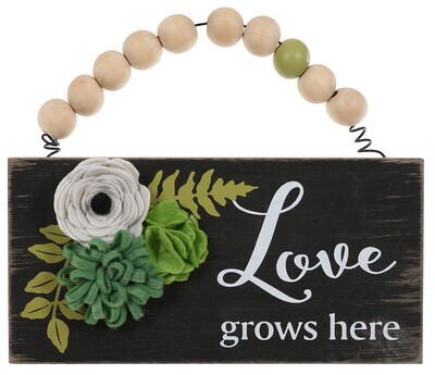 Sign Wood Love Grows with Beads